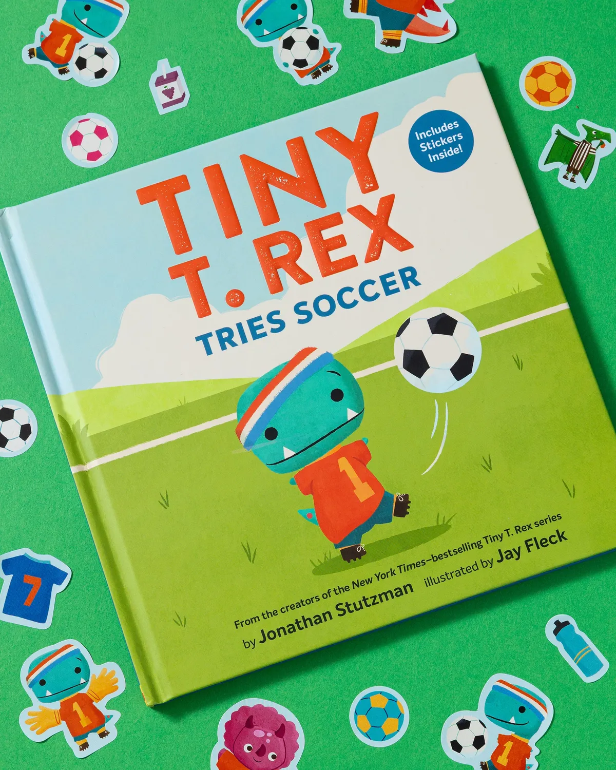 Chronicle Books Tiny T. Rex Tries Soccer barnebok innbundet 3-5 år