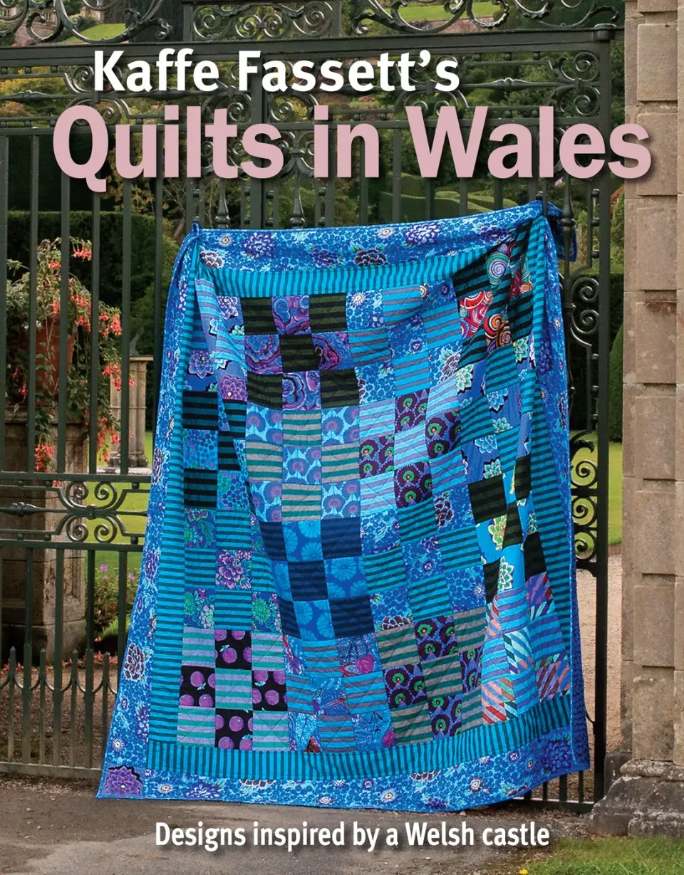 Kaffe Fassett Quilts in Wales quiltbok pocket 20 mønstre