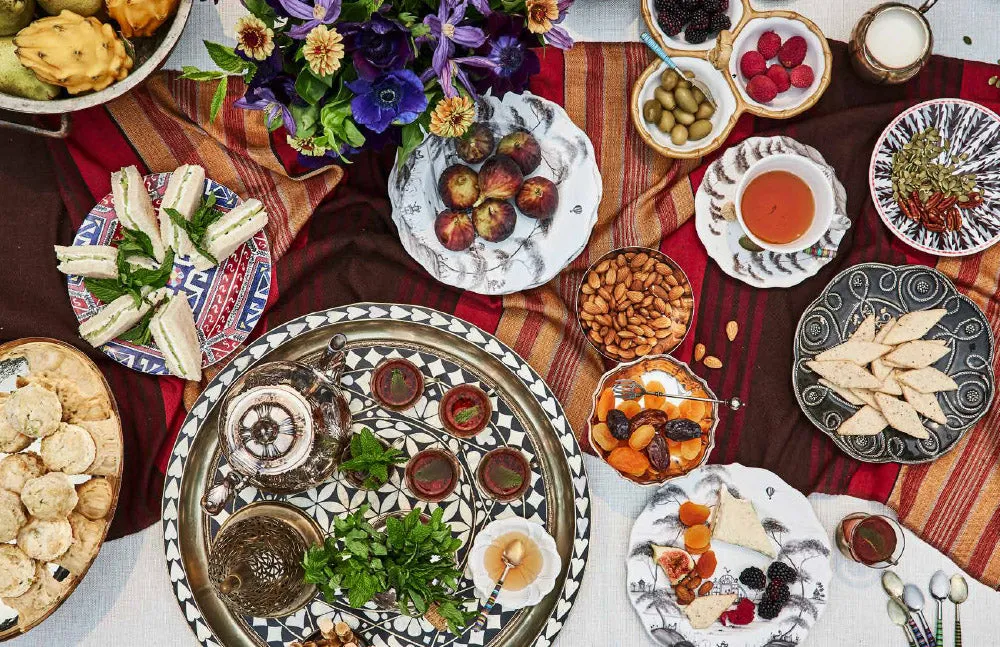 Abrams Together at the Table bok innbundet Juliska selskap