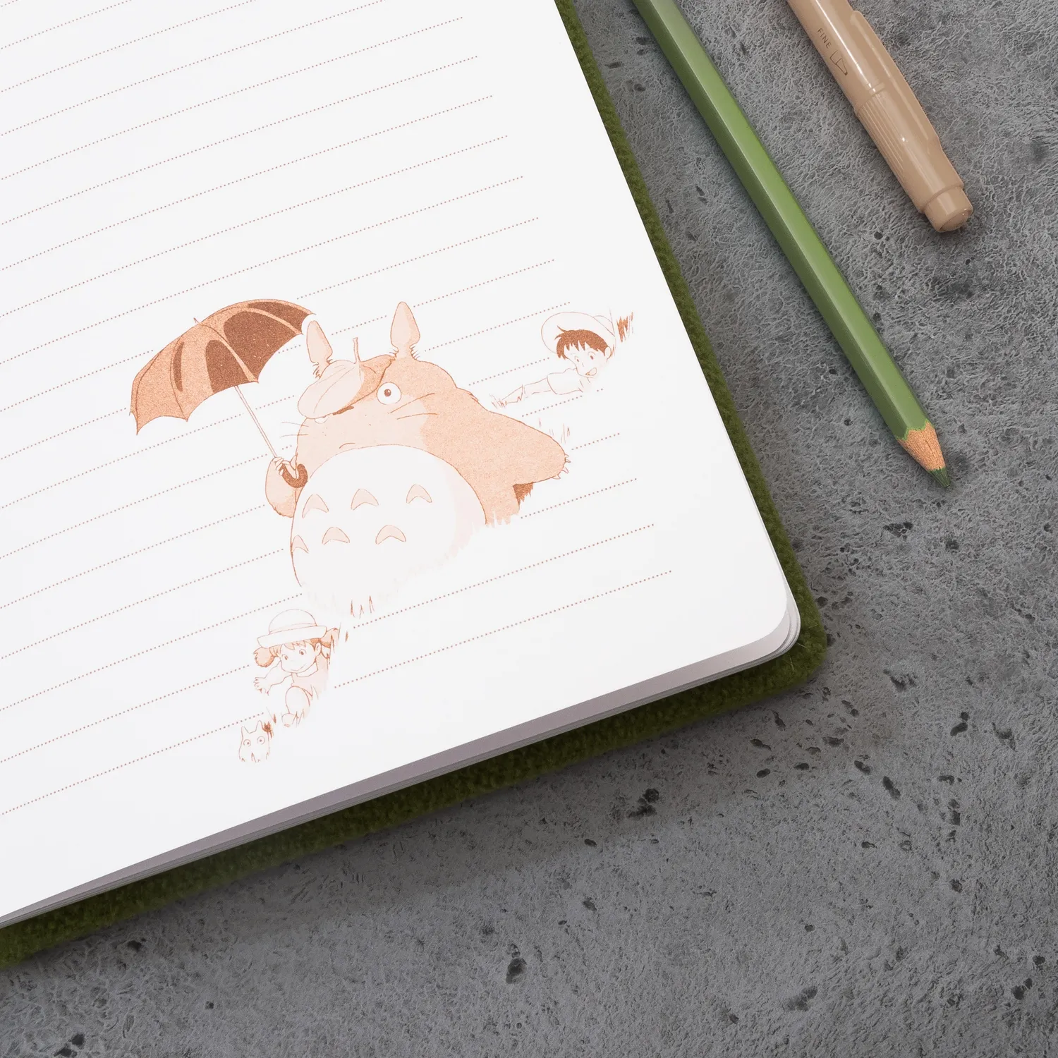 Chronicle Books Totoro plysj-notatbok linjert My Neighbor