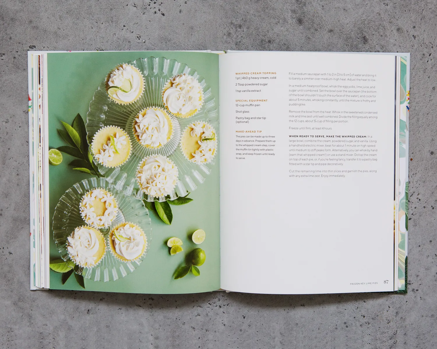 Abrams and Chronicle Edibles kokebok innbundet lavdose