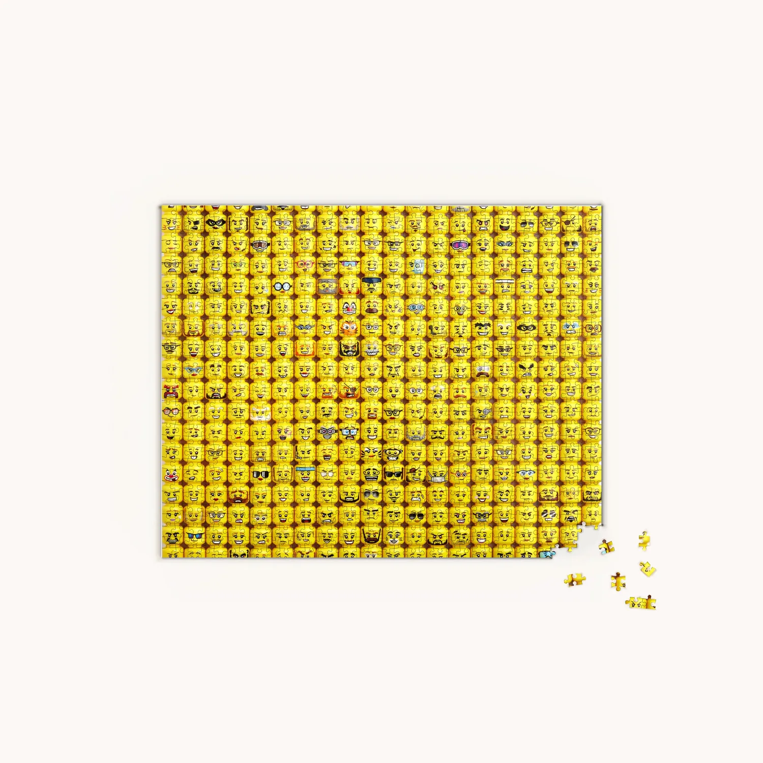 LEGO Minifigure Faces puslespill 1000 brikker familie